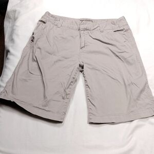 Mountain Khakis women's lake Lodge twill shorts size 10